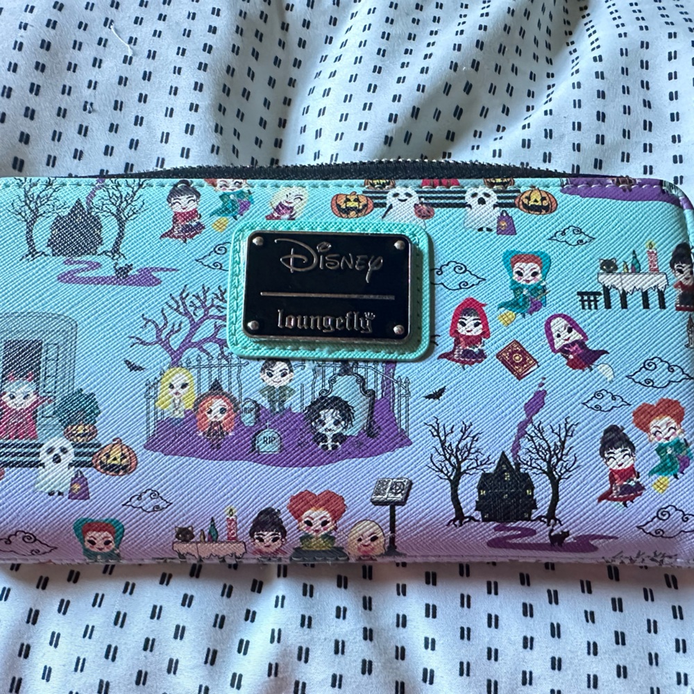 hocus pocus loungefly wallet
